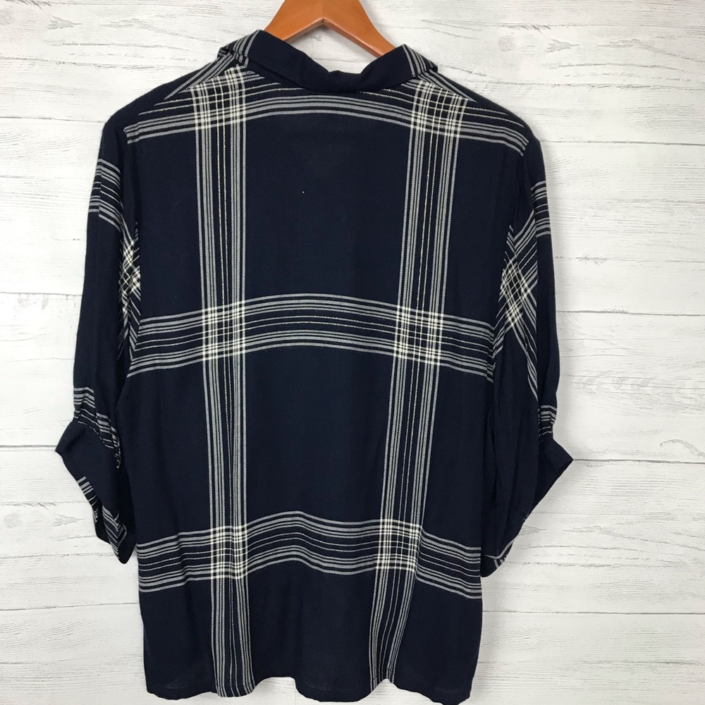 NWT WAVERLY GREY NOA TOP - Picture 5 of 5